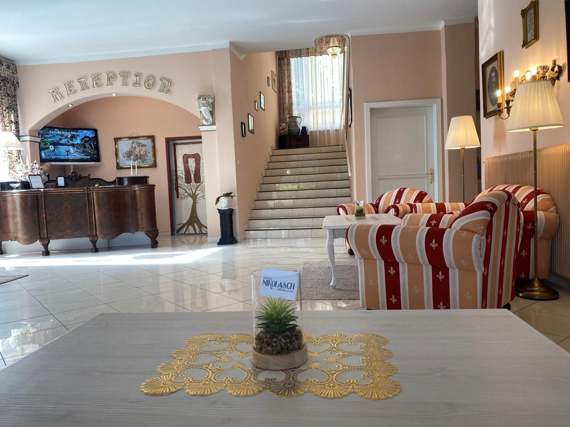 Hotel Nikolasch Millstatt Buitenkant foto